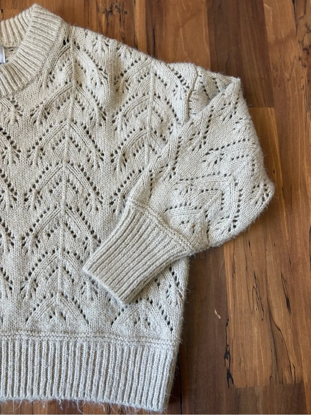 Old Navy Pointelle Knit Cream Long Sleeve Soft Chunky Sweater - Size L